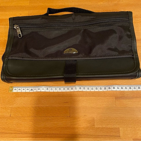 Hanging Folder Travel Kit by Samsonite - Picture 8 of 13